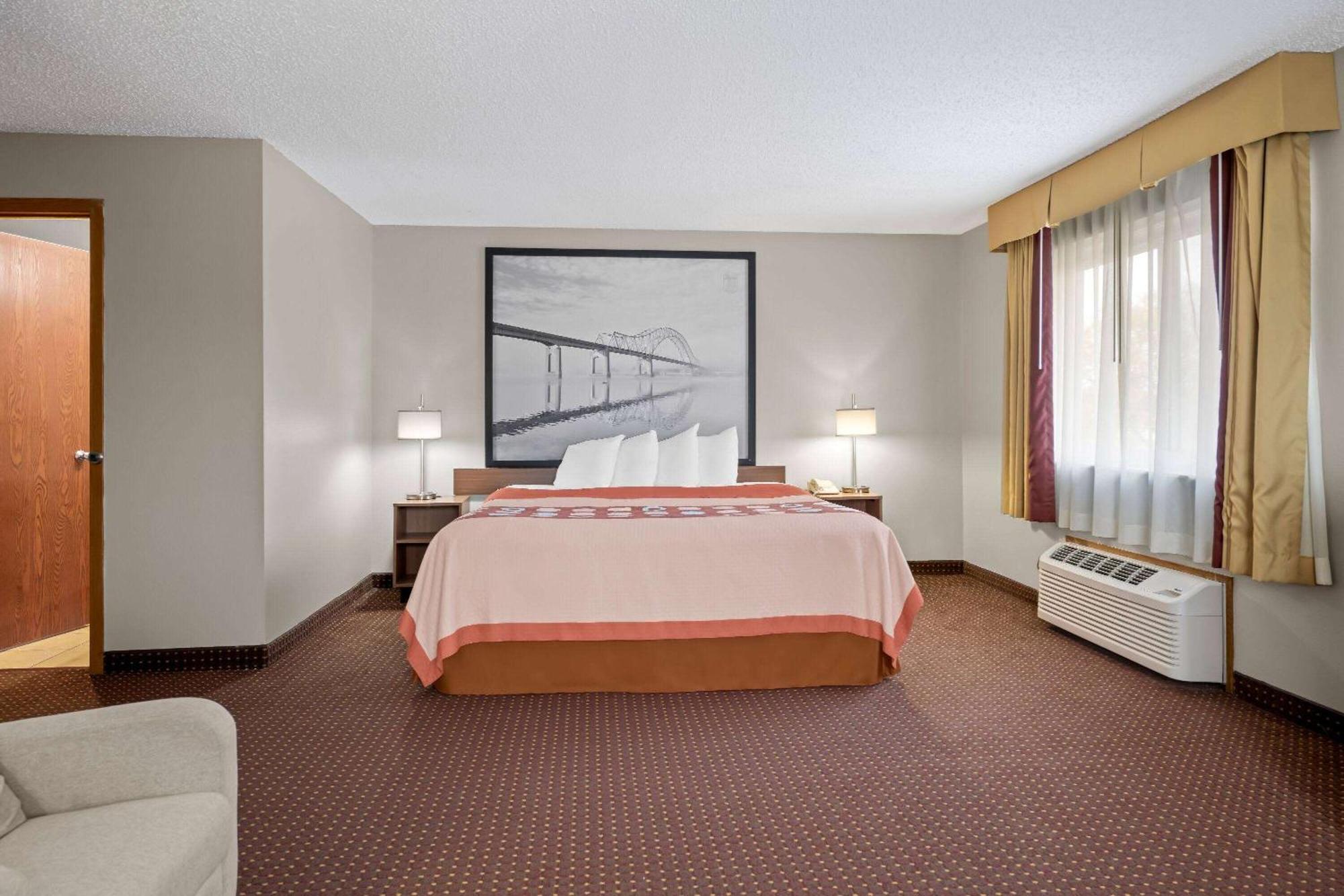 Super 8 By Wyndham Waverly Экстерьер фото